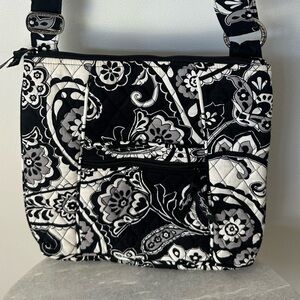 Vera Bradley Crossbody (Medium Paisley)